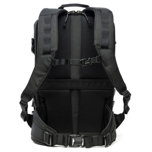 Plush, air mesh-covered harness system ensures optimum comfort and moisture control