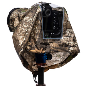 RealtreeĀ® APX Camo pattern helps you blend into the environment