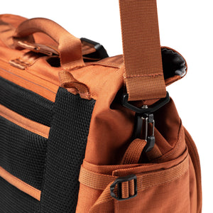 FocusPoint® Crossbody 8L