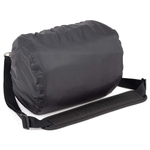 Seam-sealed rain cover included (Image shows the Mirrorless Mover 25)