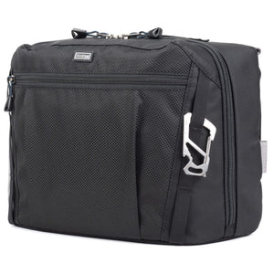 Front daisy chains on either side of front pocket