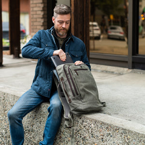 Dedicated, padded laptop compartment fits a 16” Macbook Pro