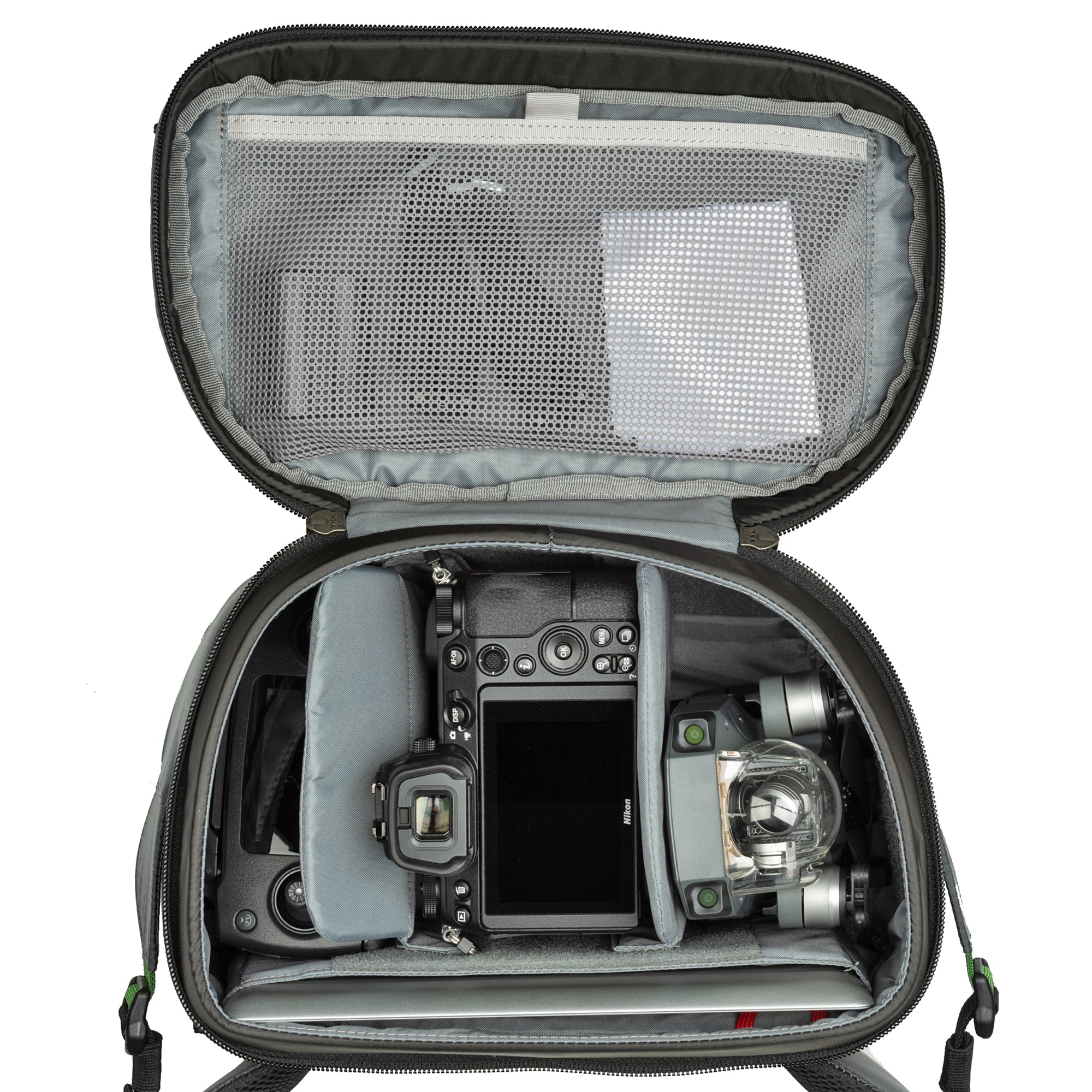 Fits one gripped Mirrorless or DSLR kit with 3–5 lenses or one ungripped Mirrorless or DSLR body with 24–70mm f/2.8 attached