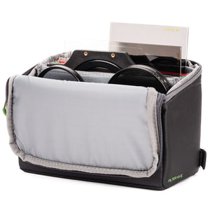 Zippered top lid