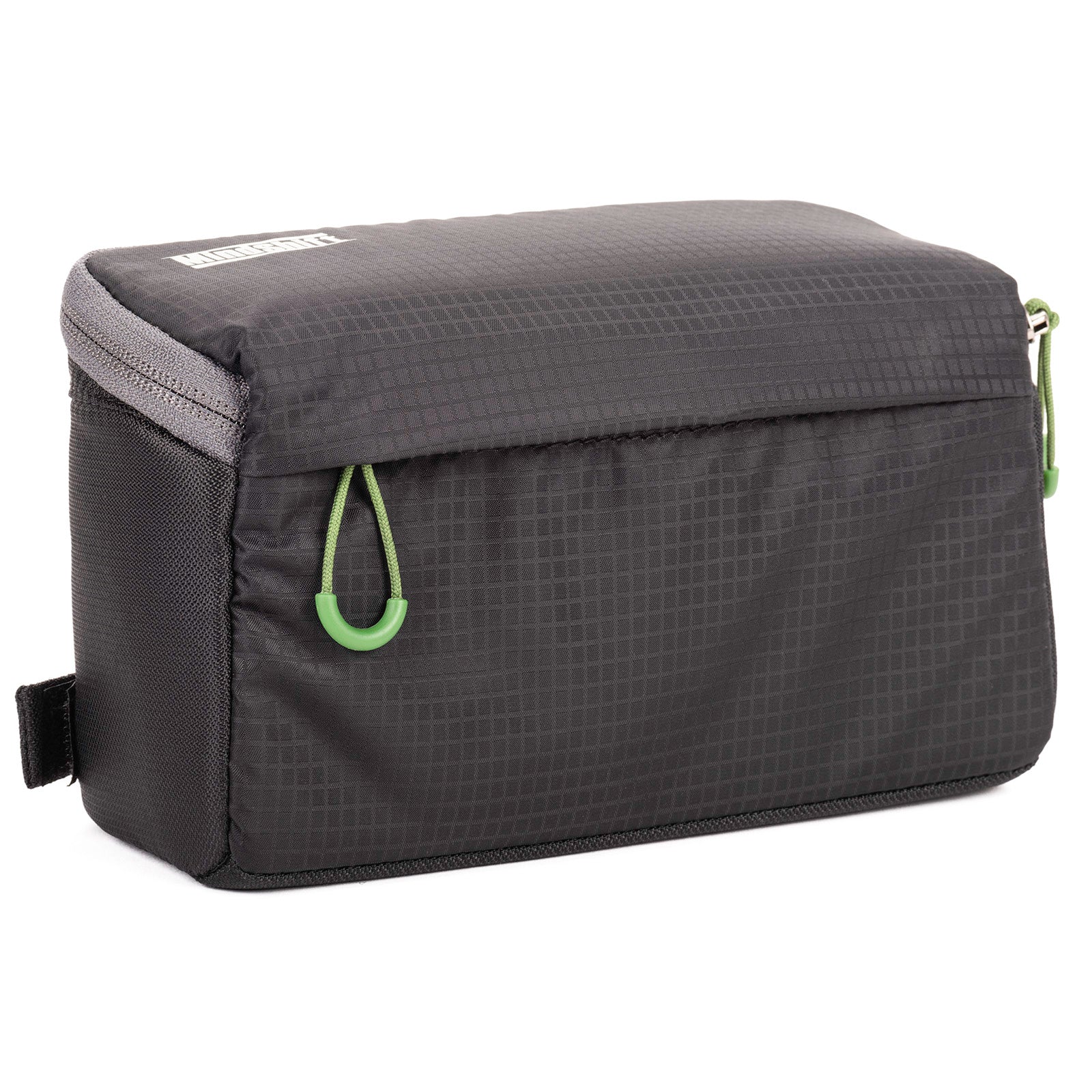 Rear zippered pocket