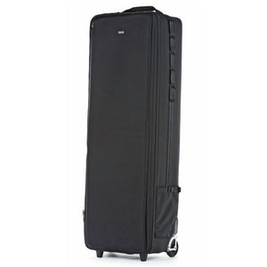 Robust handles on 3 sides for easy loading and unloading