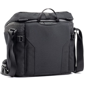 Comfort-padded back panel
