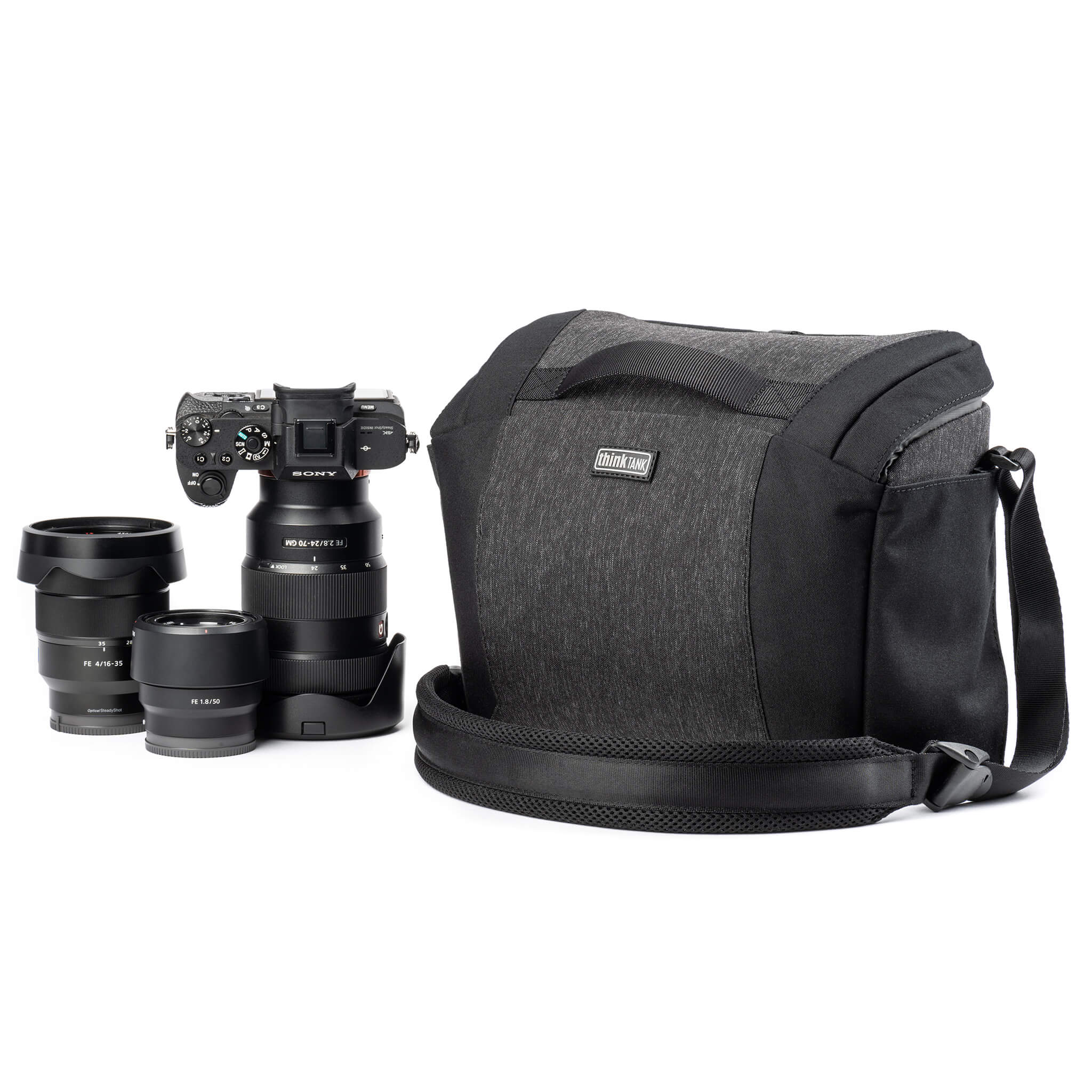SpeedTop 15 Crossbody camera bag with gear