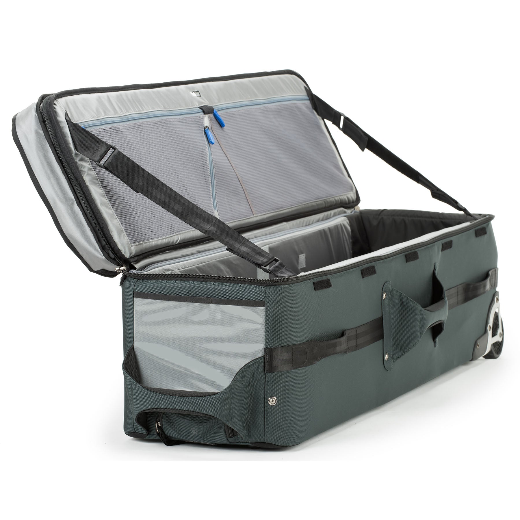 Coffin-style opening gives unencumbered access to gear