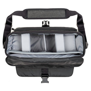 Customizable internal layout with extra dividers for stacking short lenses