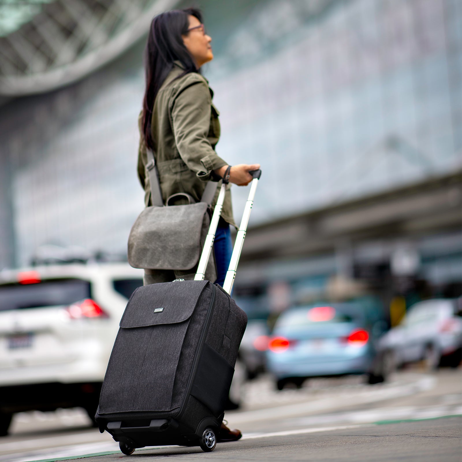 Specially designed interior to maximize gear for carry-on. Meets most U.S. and International airline carry-on requirements.