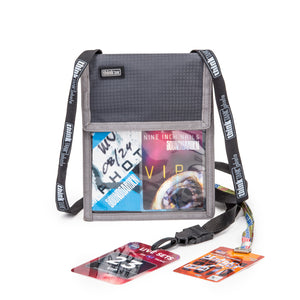 Oversize clear panel provides exceptional visibility to credentials