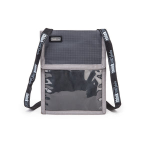 Oversize clear panel provides exceptional visibility to credentials