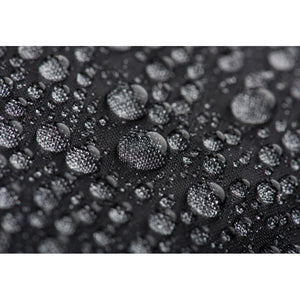 Seam-sealed rain cover included