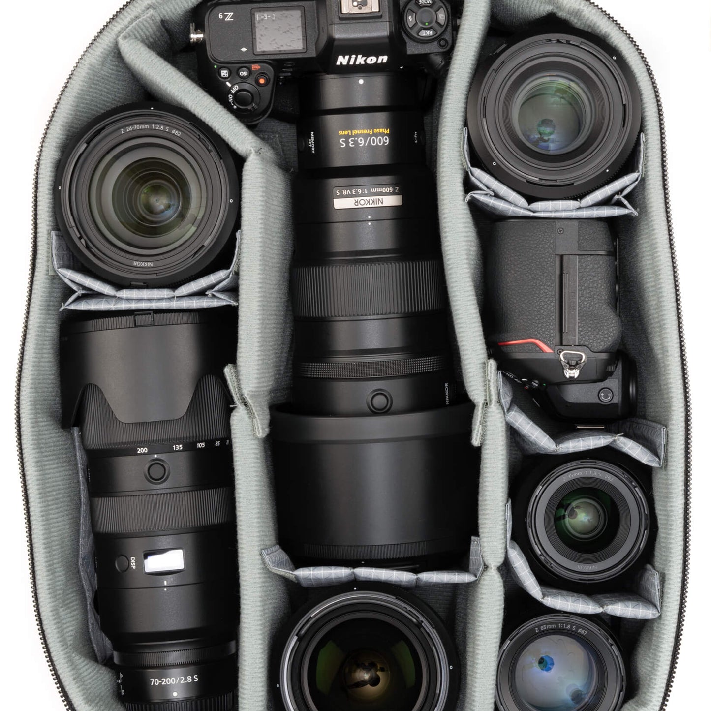 
                  
                    NEW - Airport™ Commuter 31L
                  
                