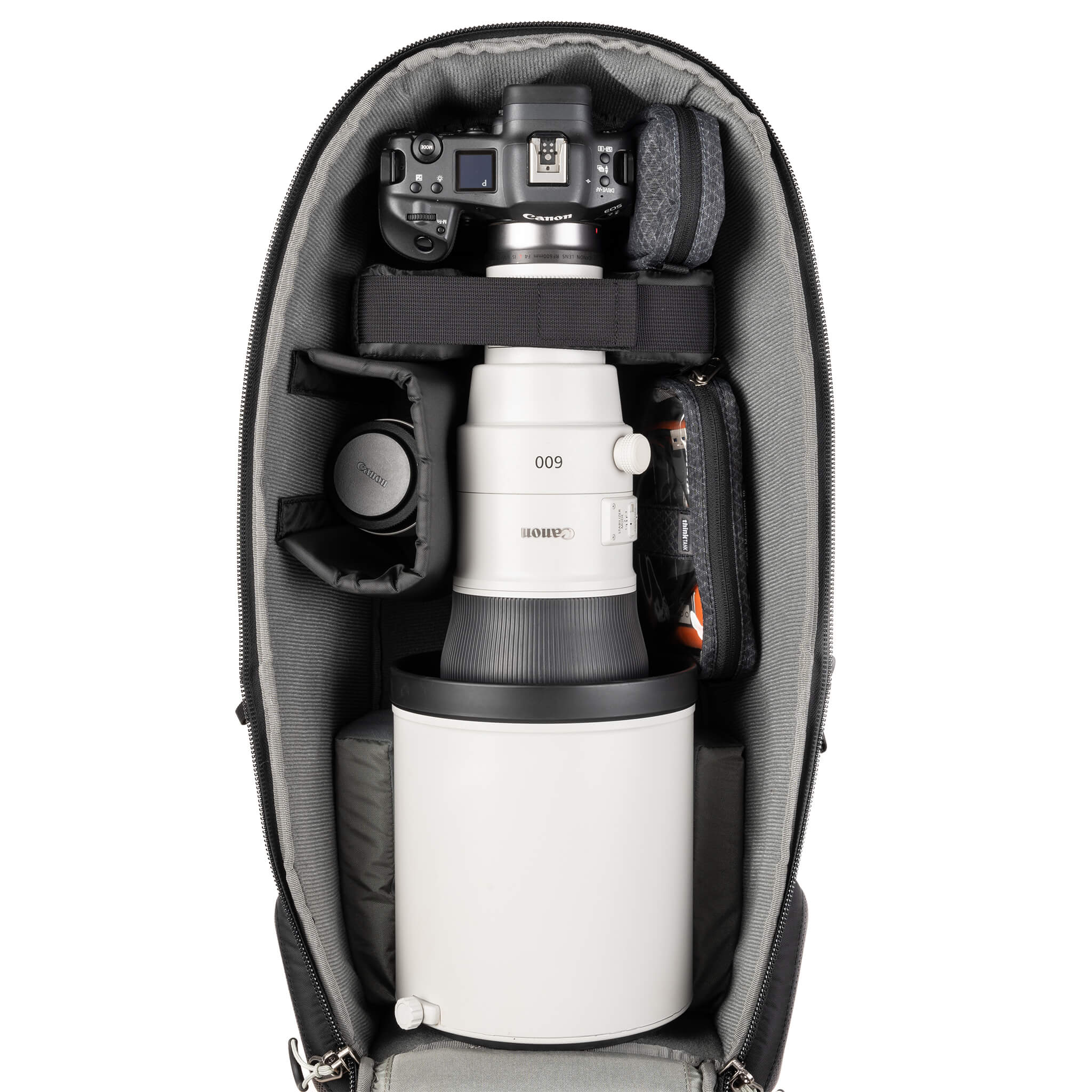 Designed to carry and protect long glass, up to 600mm f/4 attached to a gripped body with a teleconverter or adapter
