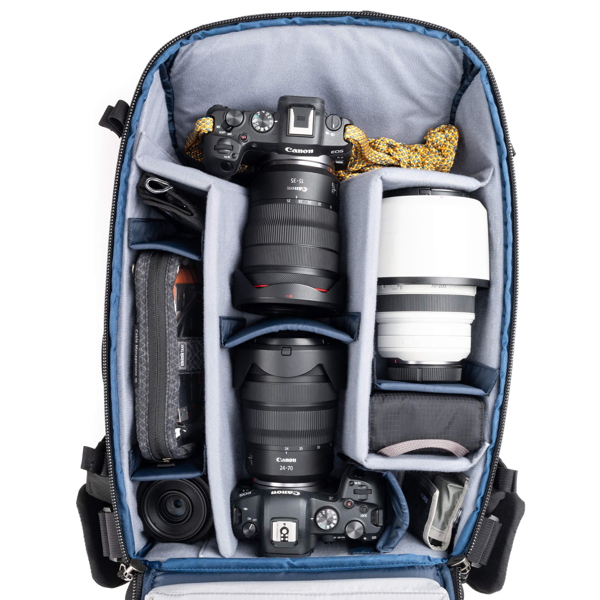 Holds two bodies with lenses attached and 2–3 lenses, or one body with
lens attached plus 3–5 lenses