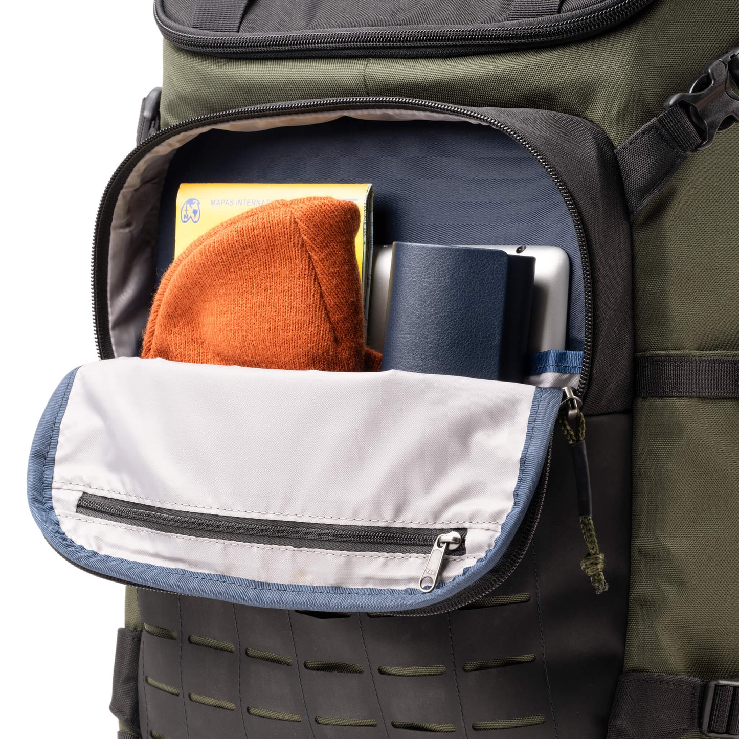 
                  
                    Spacious front pocket
                  
                