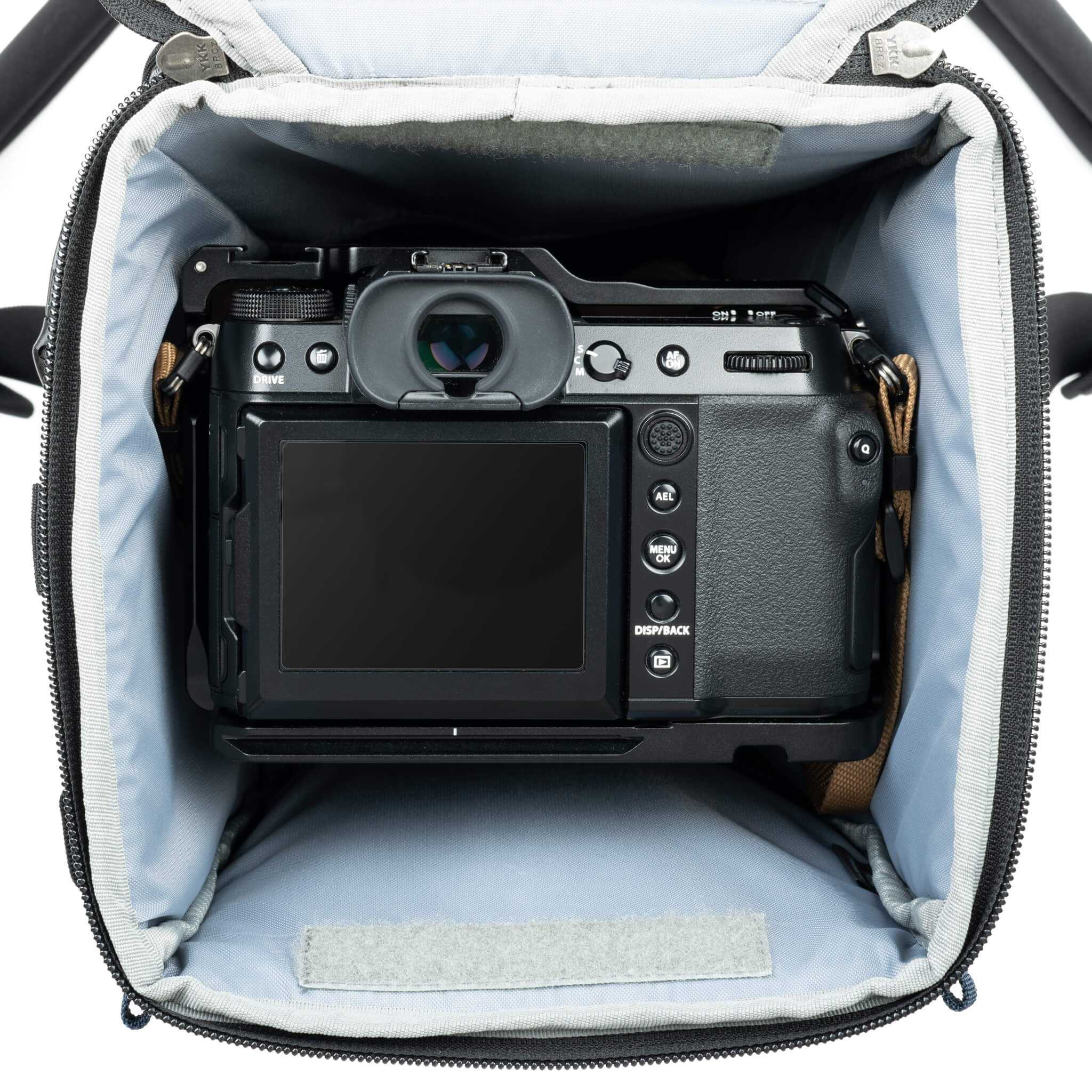 Digital Holster 150 V3 fits gripped DSLR with 150-600mm lens attached ...