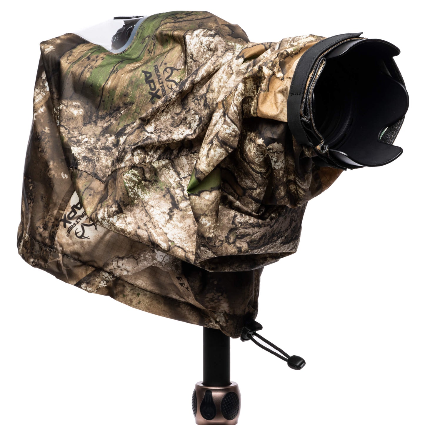 
                  
                    Realtree® APX Camo Non-slip, adjustable strap attaches directly to the lens hood
                  
                