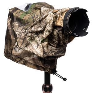 Realtree® APX Camo Non-slip, adjustable strap attaches directly to the lens hood