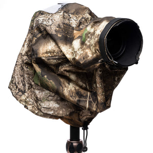 Realtree® APX Camo Non-slip, adjustable strap attaches directly to the lens hood