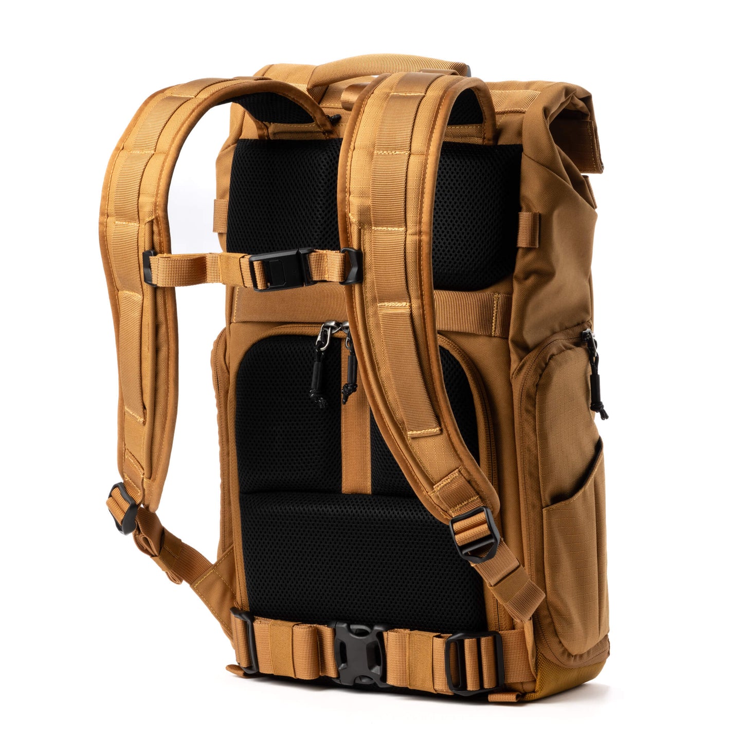 
                  
                    Breathable air mesh and cushioned foam back with air channel for all-day comfort
                  
                
