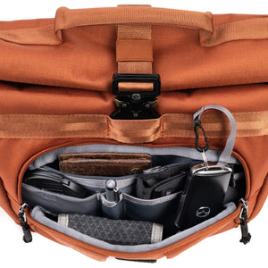 FocusPoint® Crossbody 8L