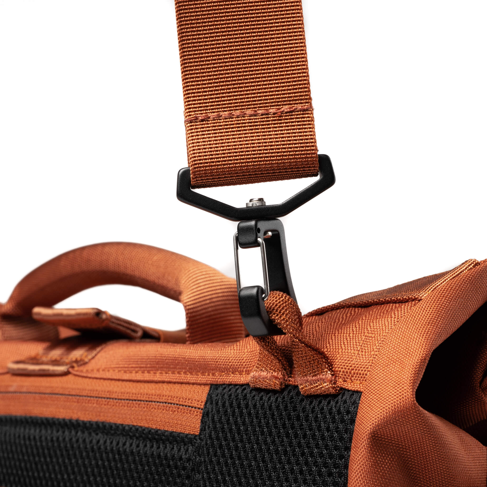 FocusPoint® Crossbody 13L