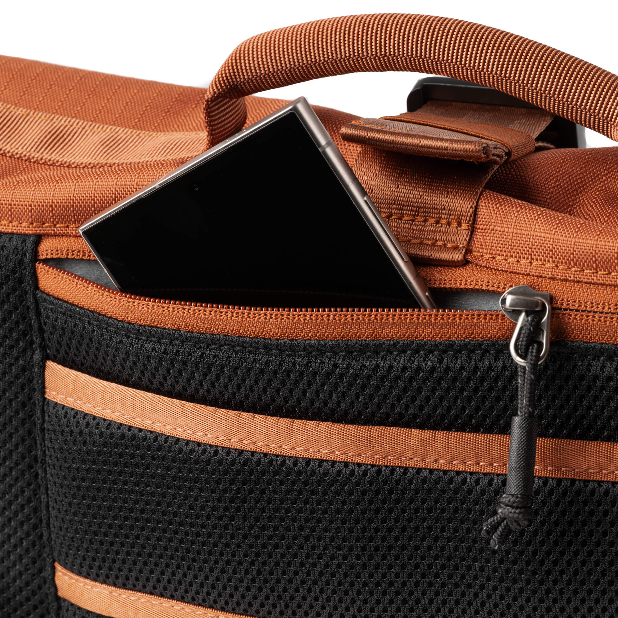 FocusPoint® Crossbody 13L