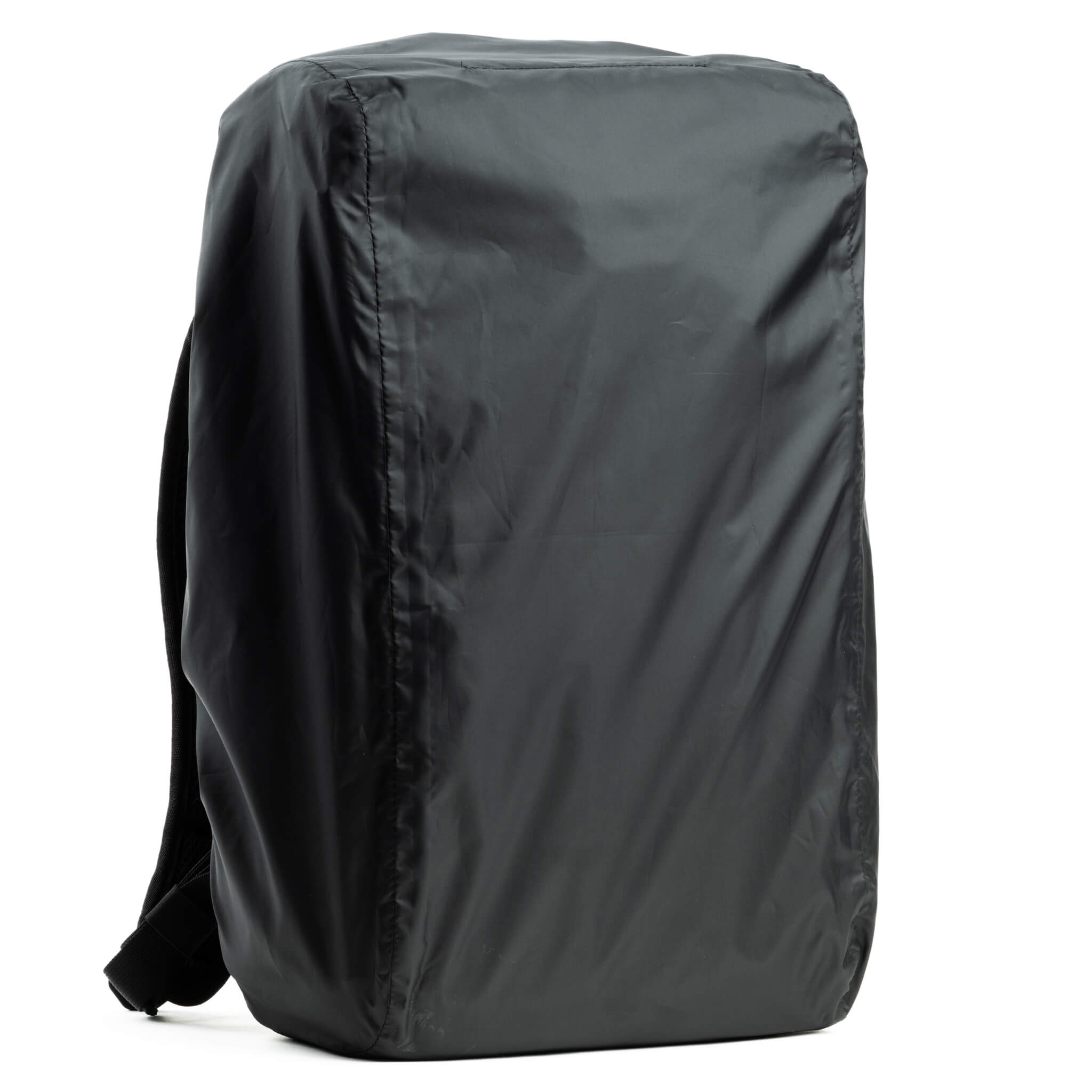 FocusPoint Seam-sealed rain cover included