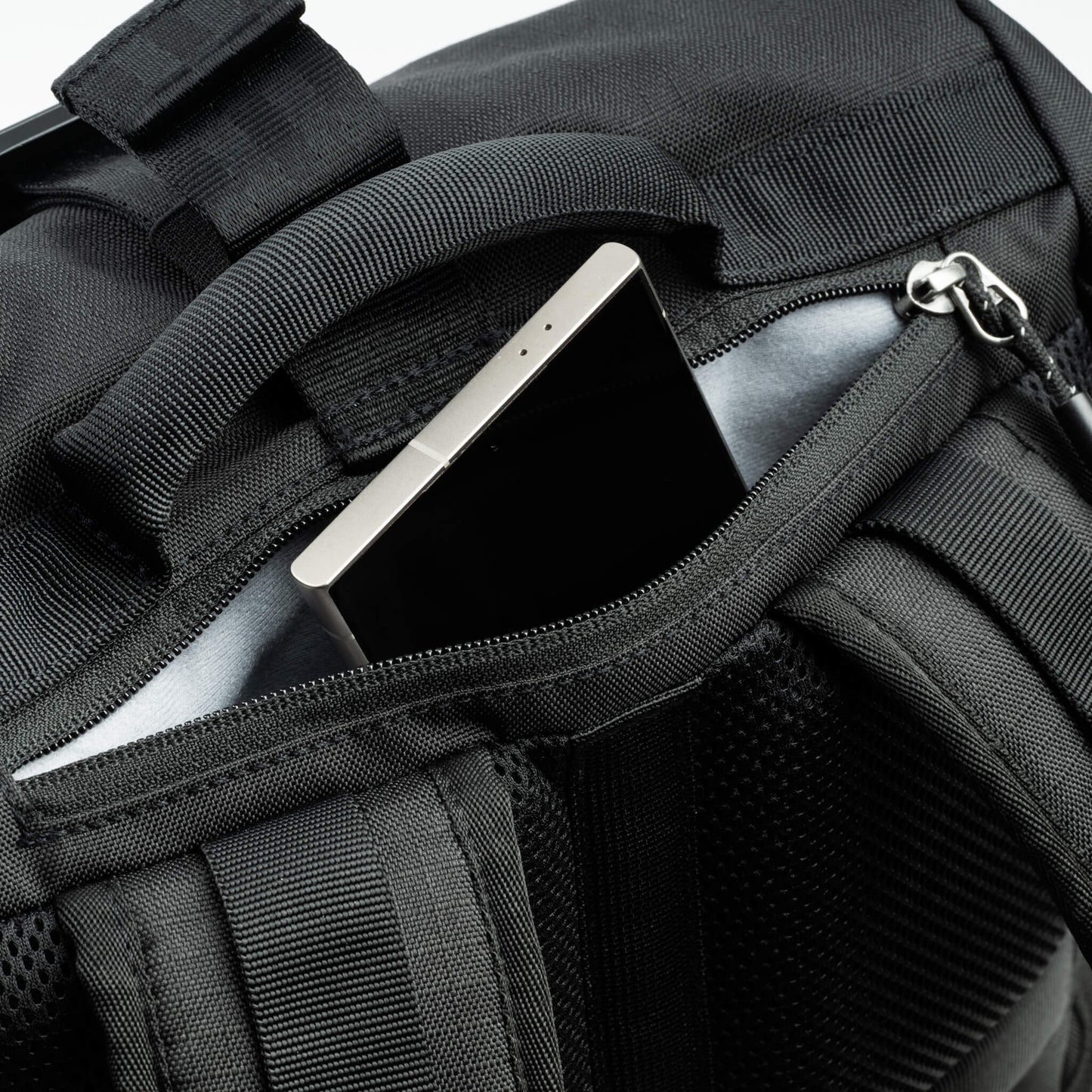 
                  
                    FocusPoint RollTop Rear Lined Pocket
                  
                