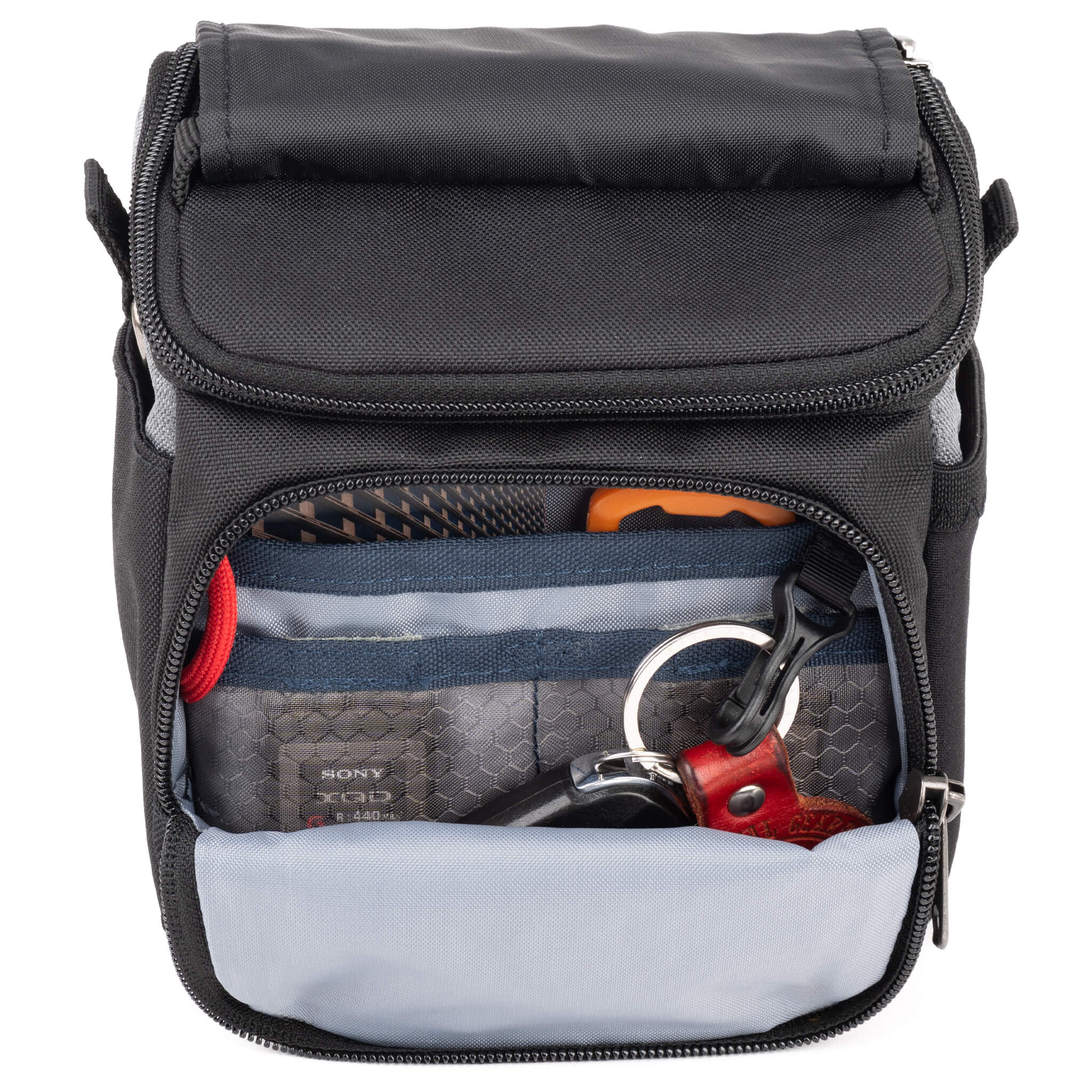 Easy-access dimensional front zippered pocket and accessory organizer