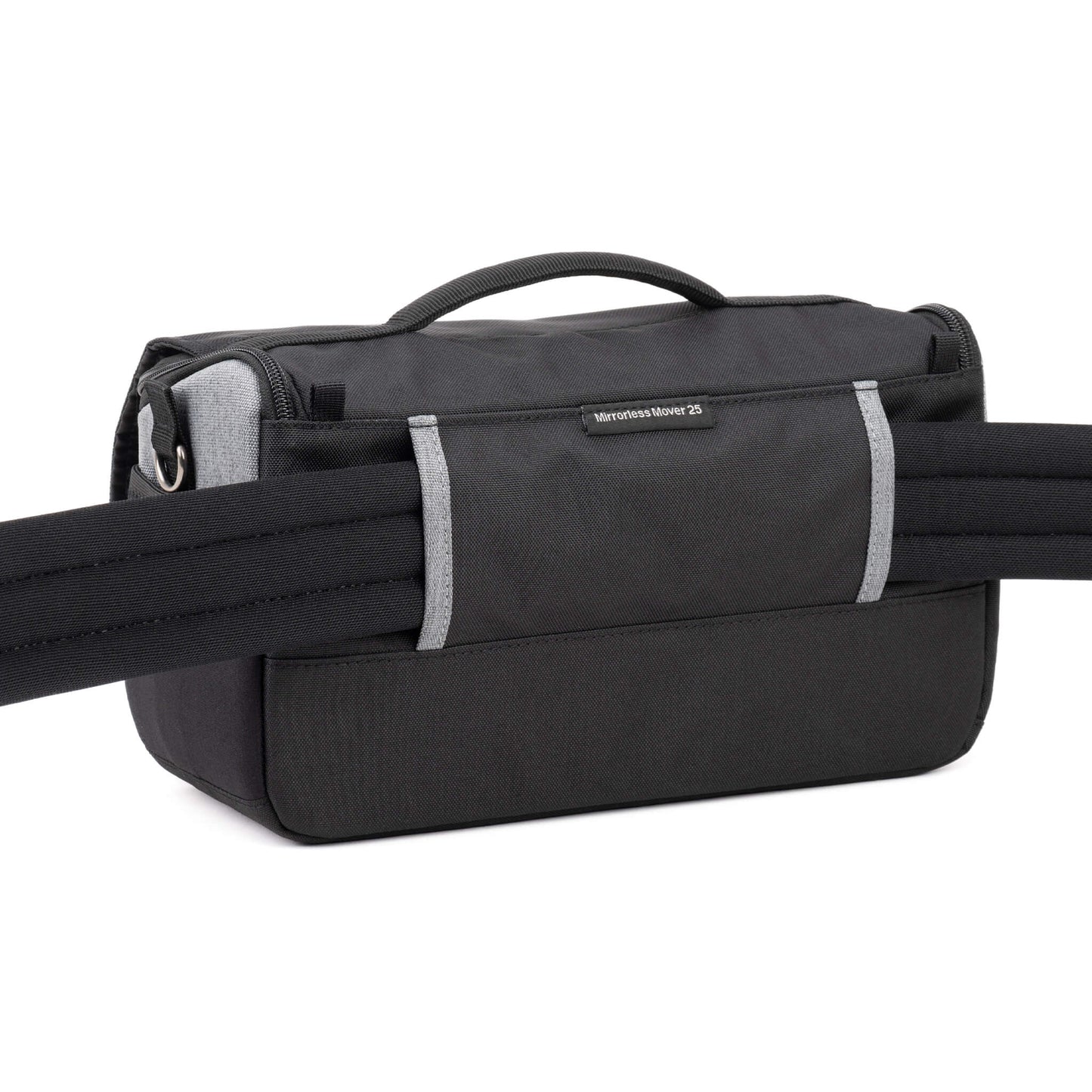 
                  
                    Belt pass-through easily converts the bag to a belt pack
                  
                