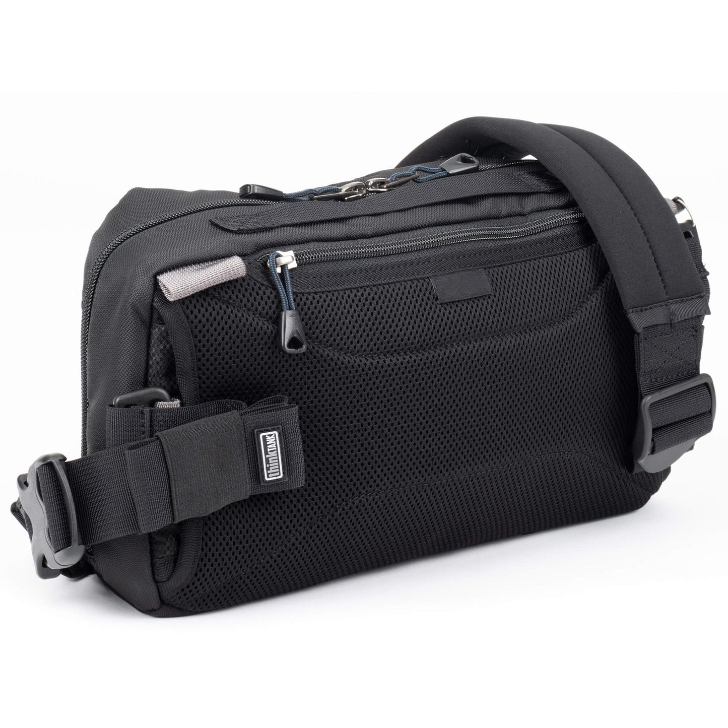 
                  
                    Padded, non-slip shoulder strap is extra-long so the pad remains on the shoulder when the bag is rotated around the body
                  
                