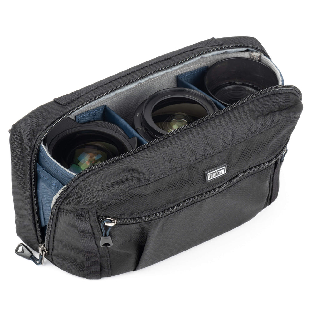 
                  
                    Full open, wide aperture main compartment with self-locking YKK® RC Fuse zippers, allows the front pocket to fully open for access to gear
                  
                