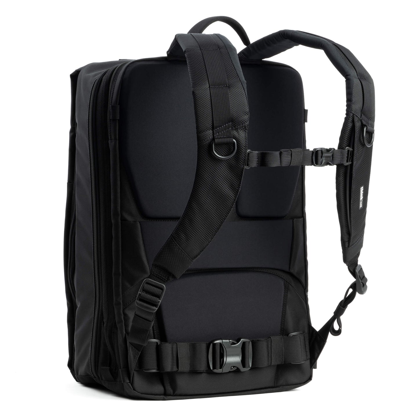 
                  
                    Plush harness system with removable/tuck-away waist belt
                  
                