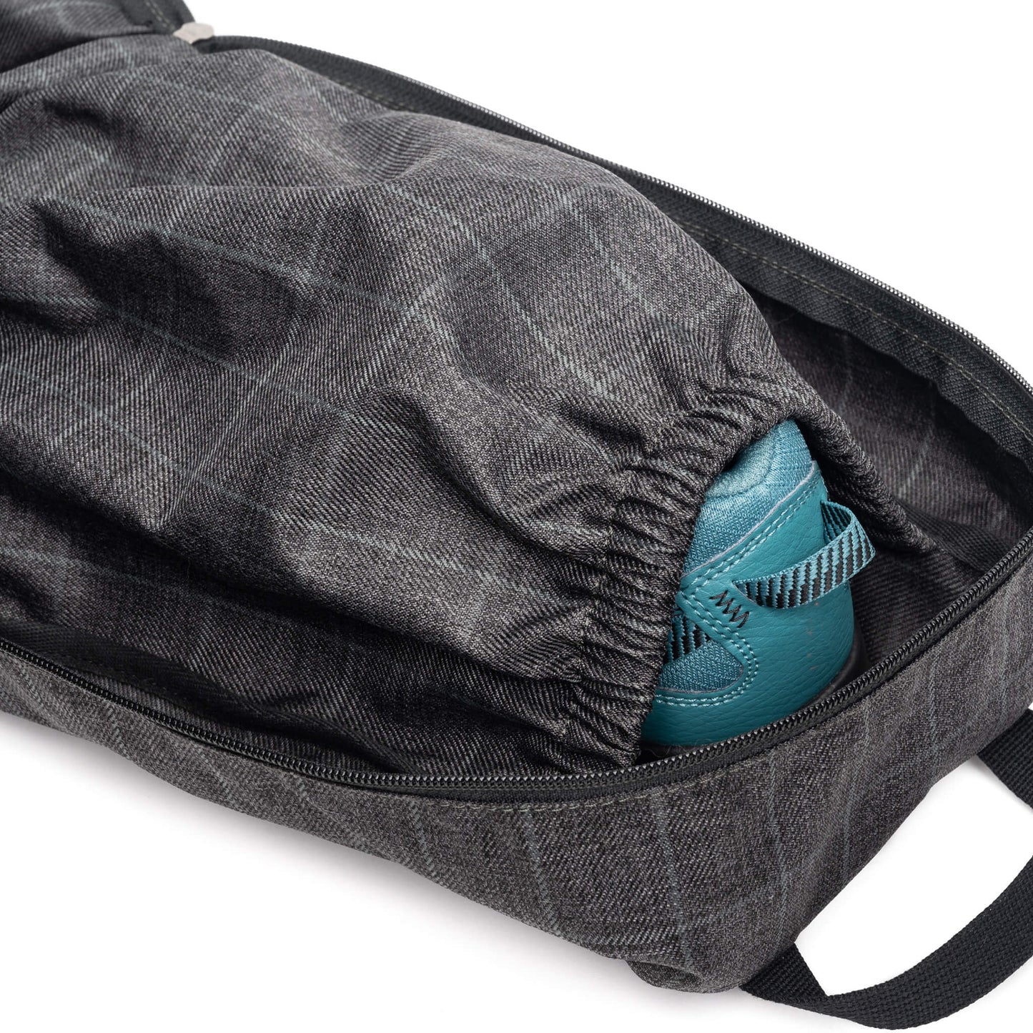 
                  
                    Rear inner pocket to separate the shoes
                  
                