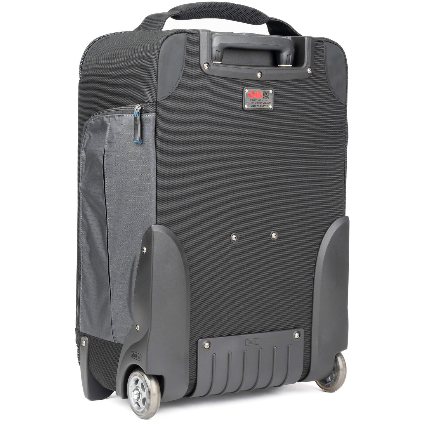 
                  
                    Rugged materials and user-replaceable parts extending the life of the suitcase
                  
                