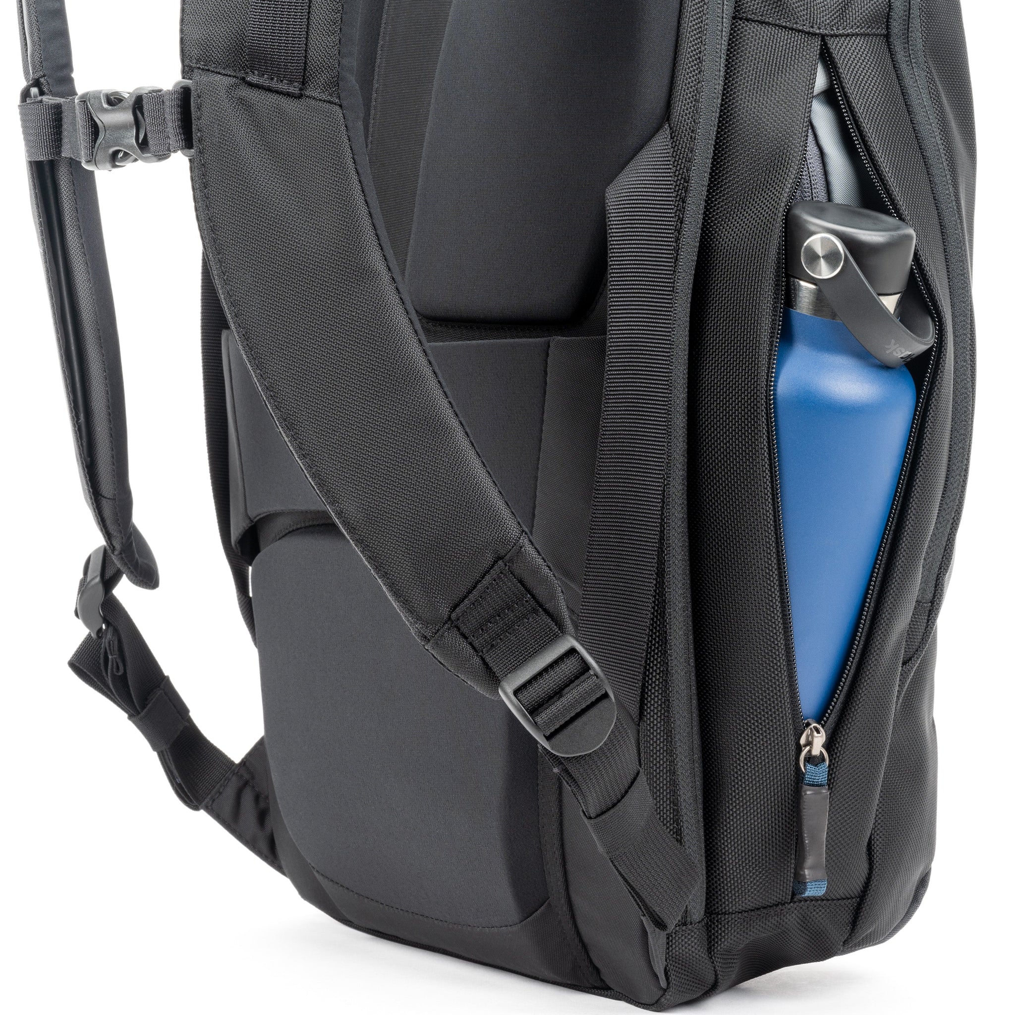 Venturing Observer Travel Roller & Backpack Bundle