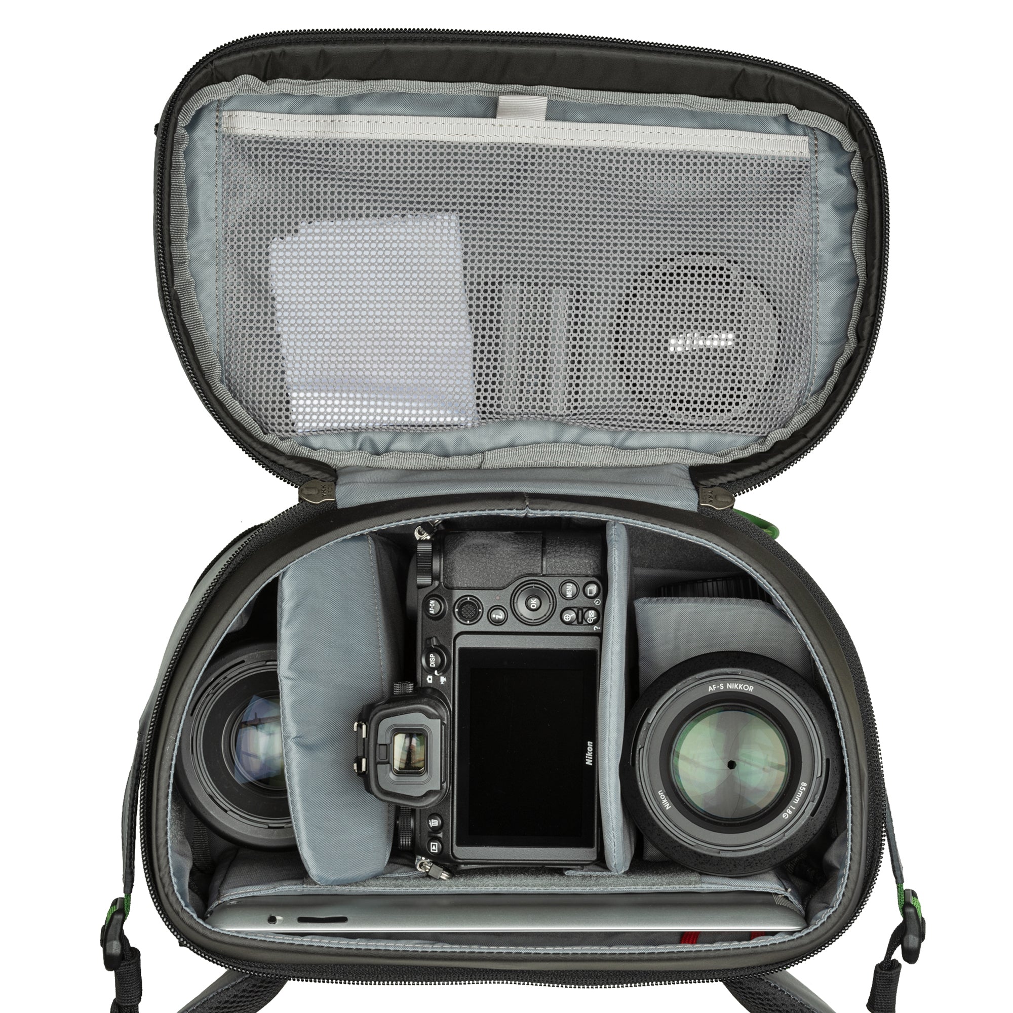 Fits one gripped Mirrorless or DSLR kit with 3–5 lenses or one ungripped Mirrorless or DSLR body with 70-200mm f/2.8 attached