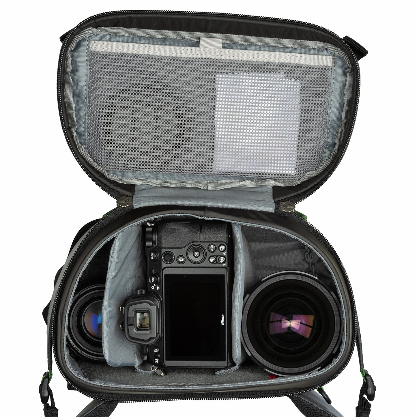 
                  
                    Fits one gripped Mirrorless or DSLR kit with 3–5 lenses or one ungripped Mirrorless or DSLR body with 24–70mm f/2.8 attached
                  
                