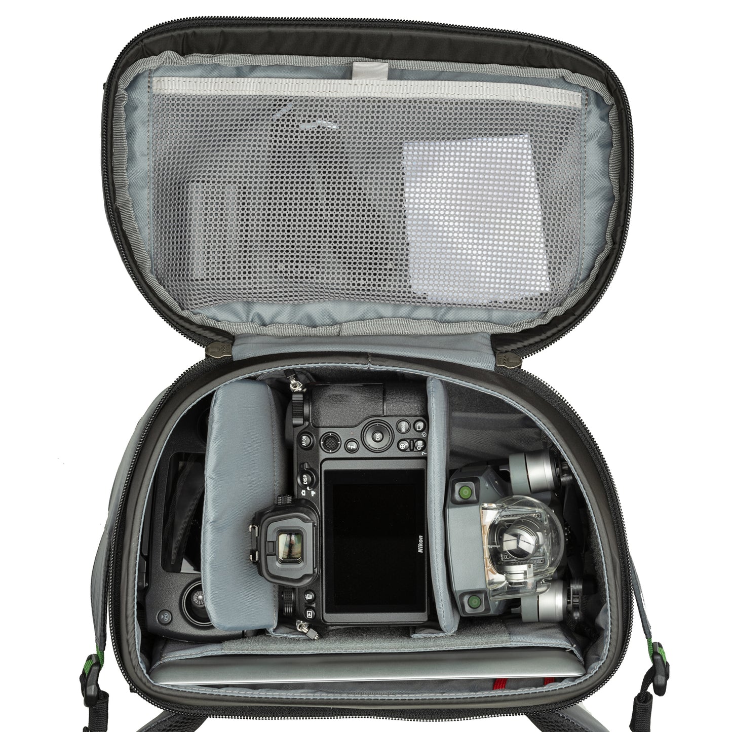 
                  
                    Fits one gripped Mirrorless or DSLR kit with 3–5 lenses or one ungripped Mirrorless or DSLR body with 24–70mm f/2.8 attached
                  
                