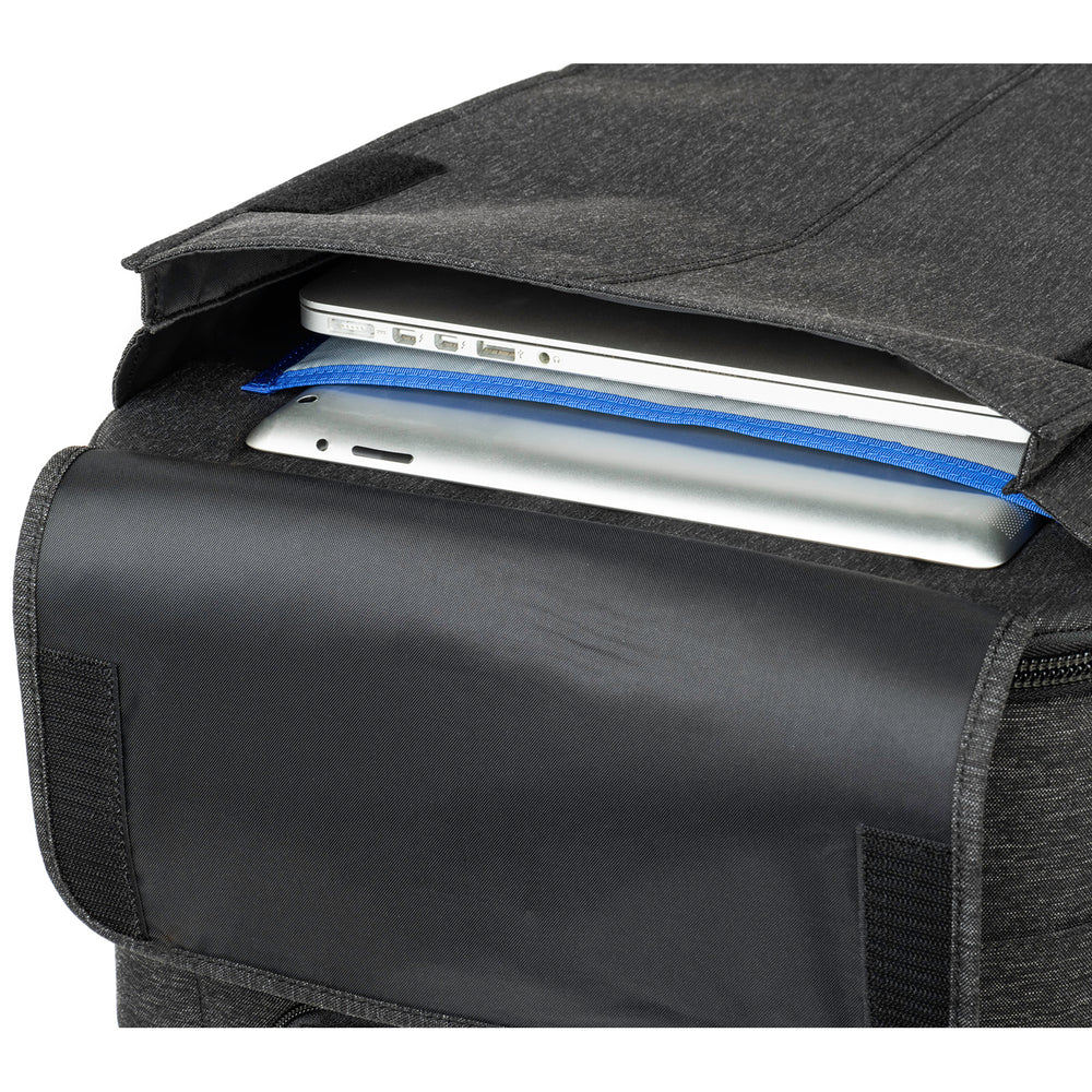 
                  
                    Front pocket fits up to a 17” laptop and 10” tablet - Laptop may expand external dimensions of the roller
                  
                