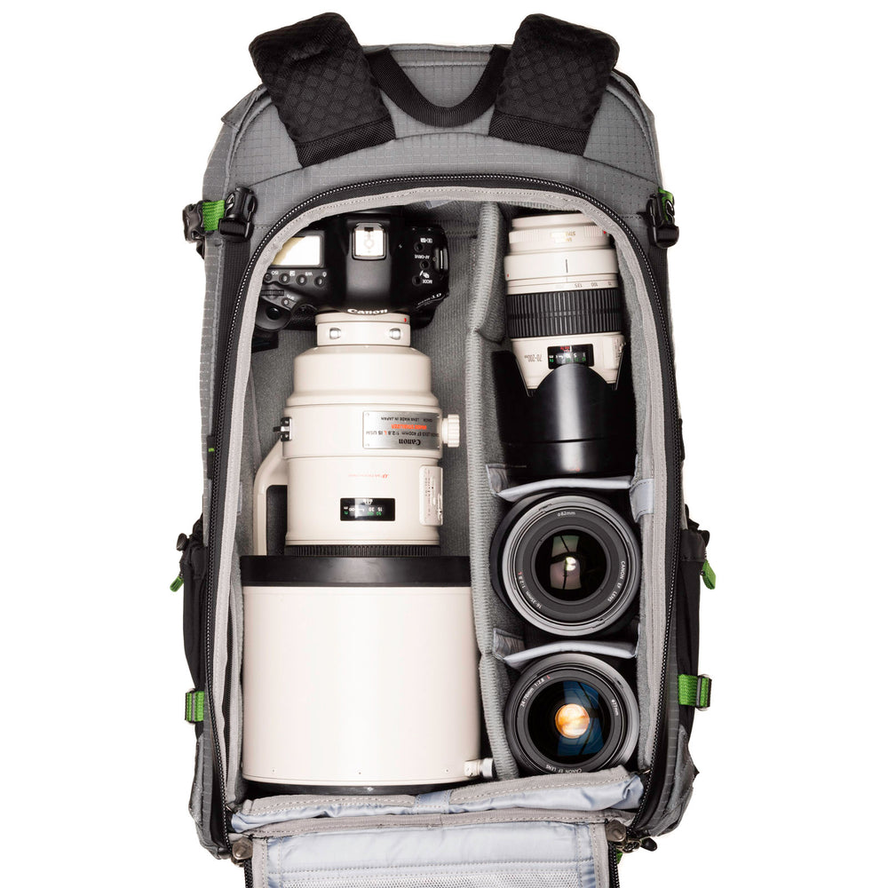 
                  
                    Canon 1DX attached to 400mm f/2.8, 70–200mm f/2.8, 24–70mm f/2.8, 16–35mm f/2.8
                  
                