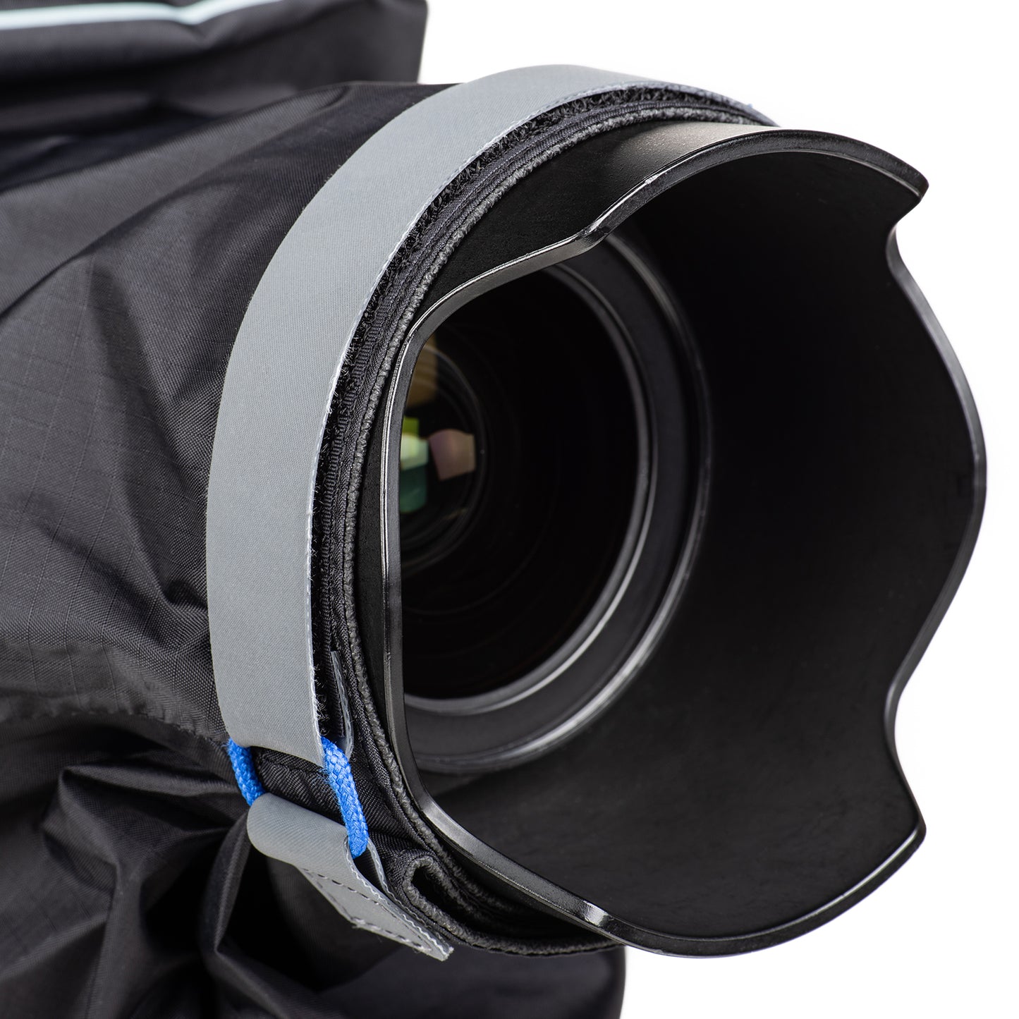 
                  
                    Non-slip, adjustable strap attaches directly to the lens hood
                  
                