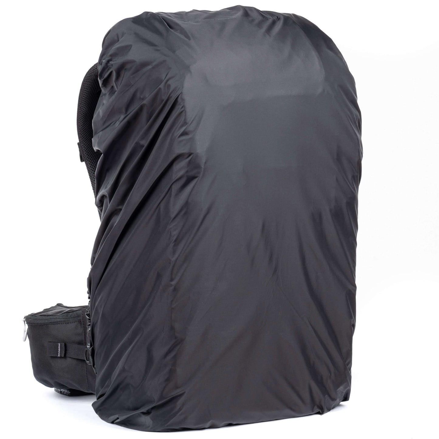 
                  
                    Large rain cover protects small to medium tripods secured to the front of the pack
                  
                