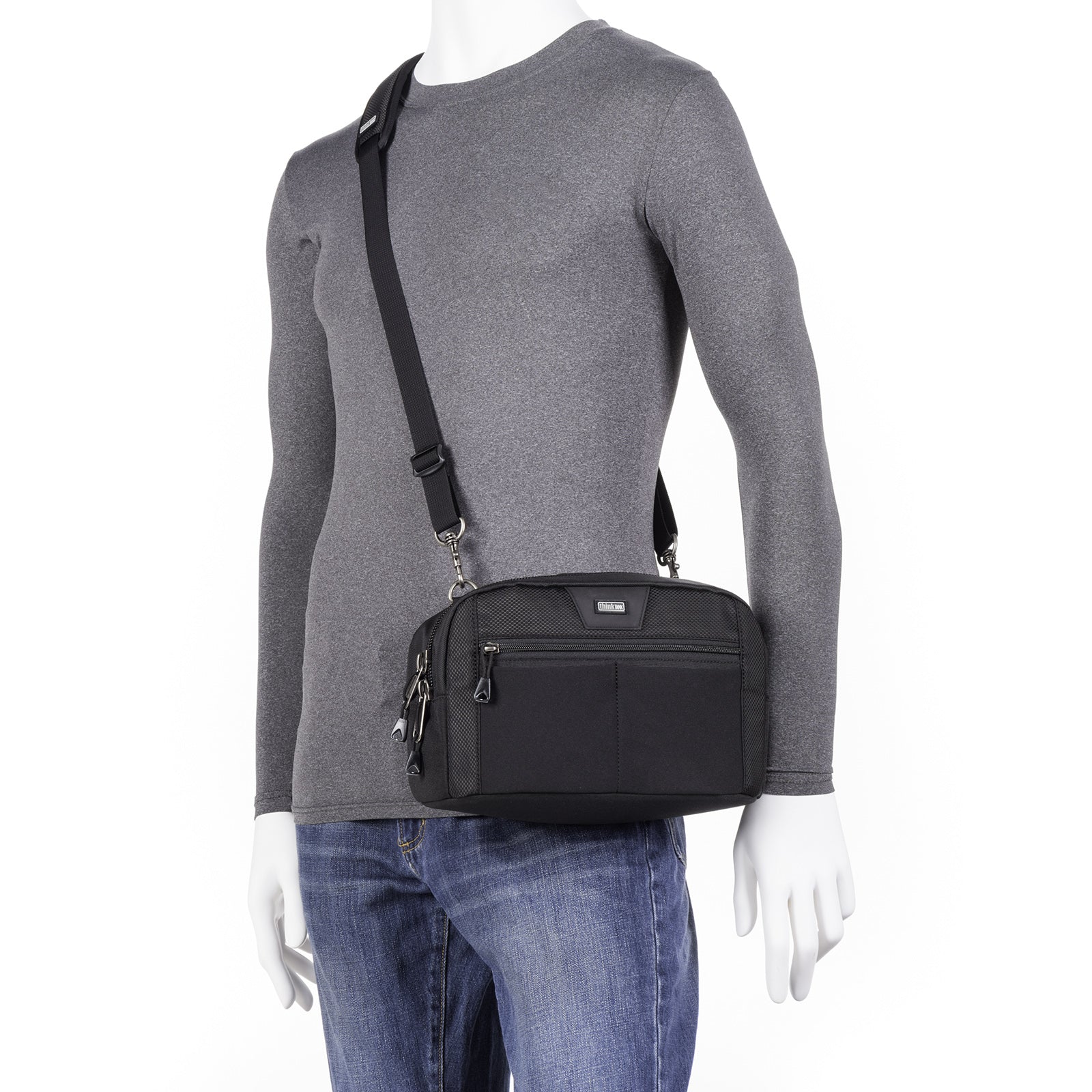 Multiple ways to carry — shoulder bag or belt mount