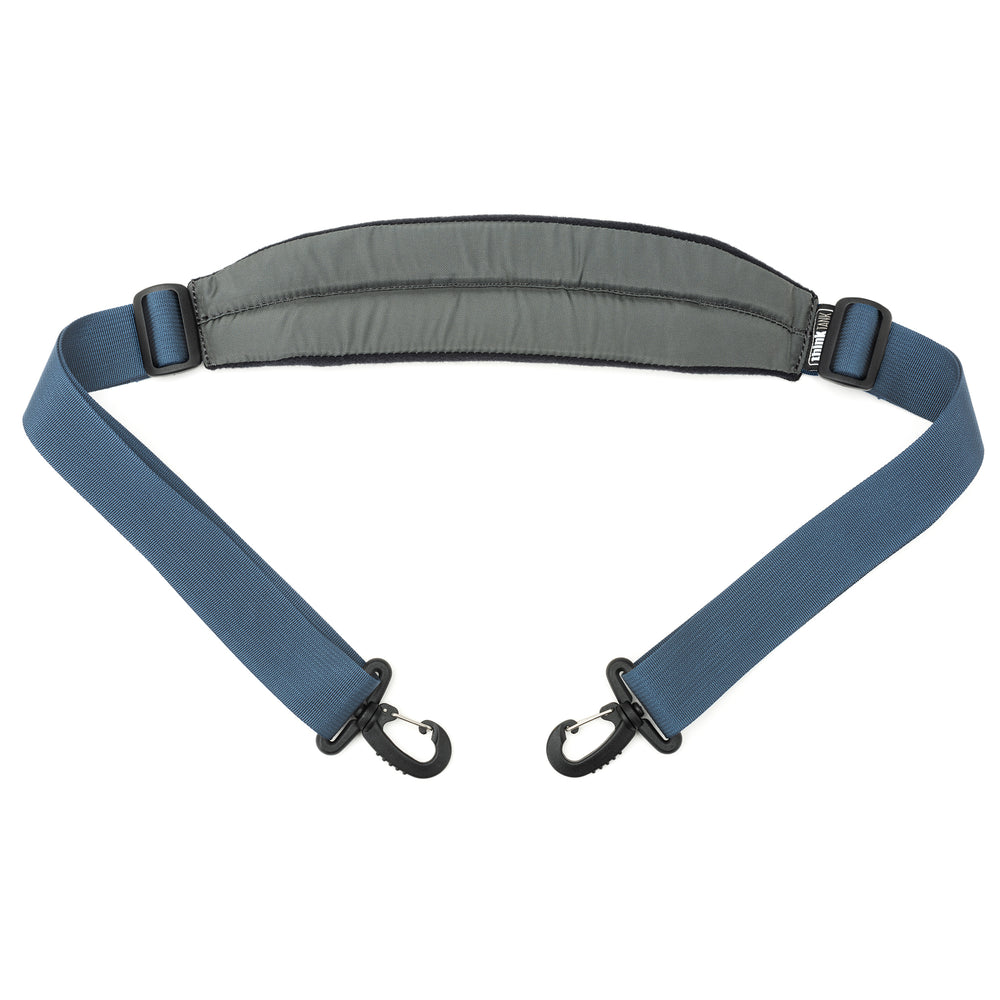 
                  
                    Removable shoulder strap
                  
                