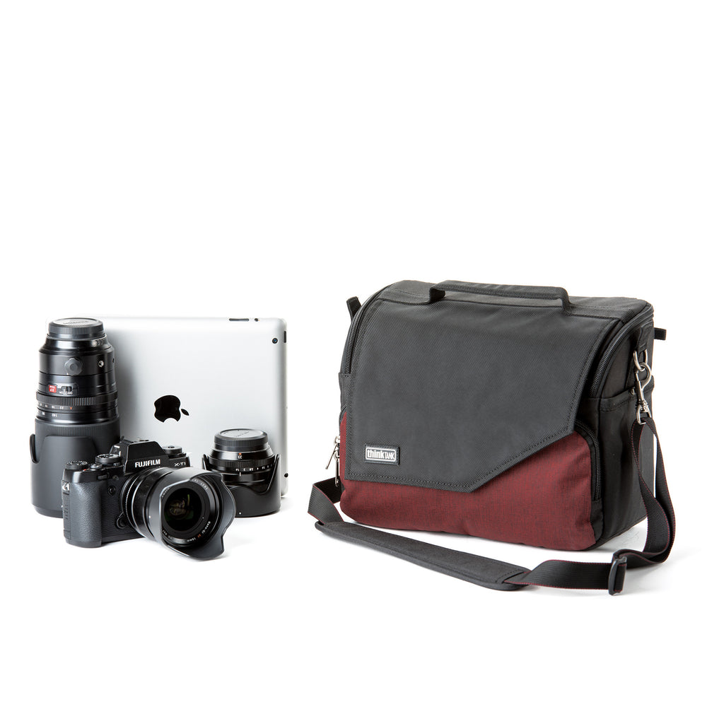 
                  
                    Mirrorless Mover® 30i Deep Red
                  
                